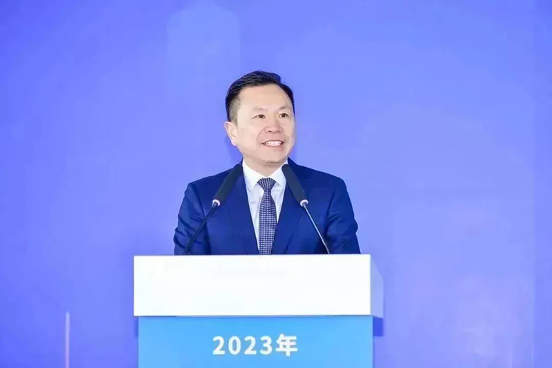 共建未来丨龙八国际股份（上海）创新基地亮相“2023年闵行区重大工程项目开工仪式”主会。