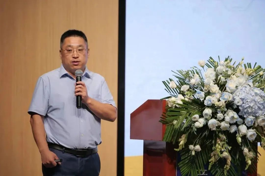 新能源 新动力 新未来|龙八国际股份“动力与能源产业集群”圆桌座谈会顺利召开